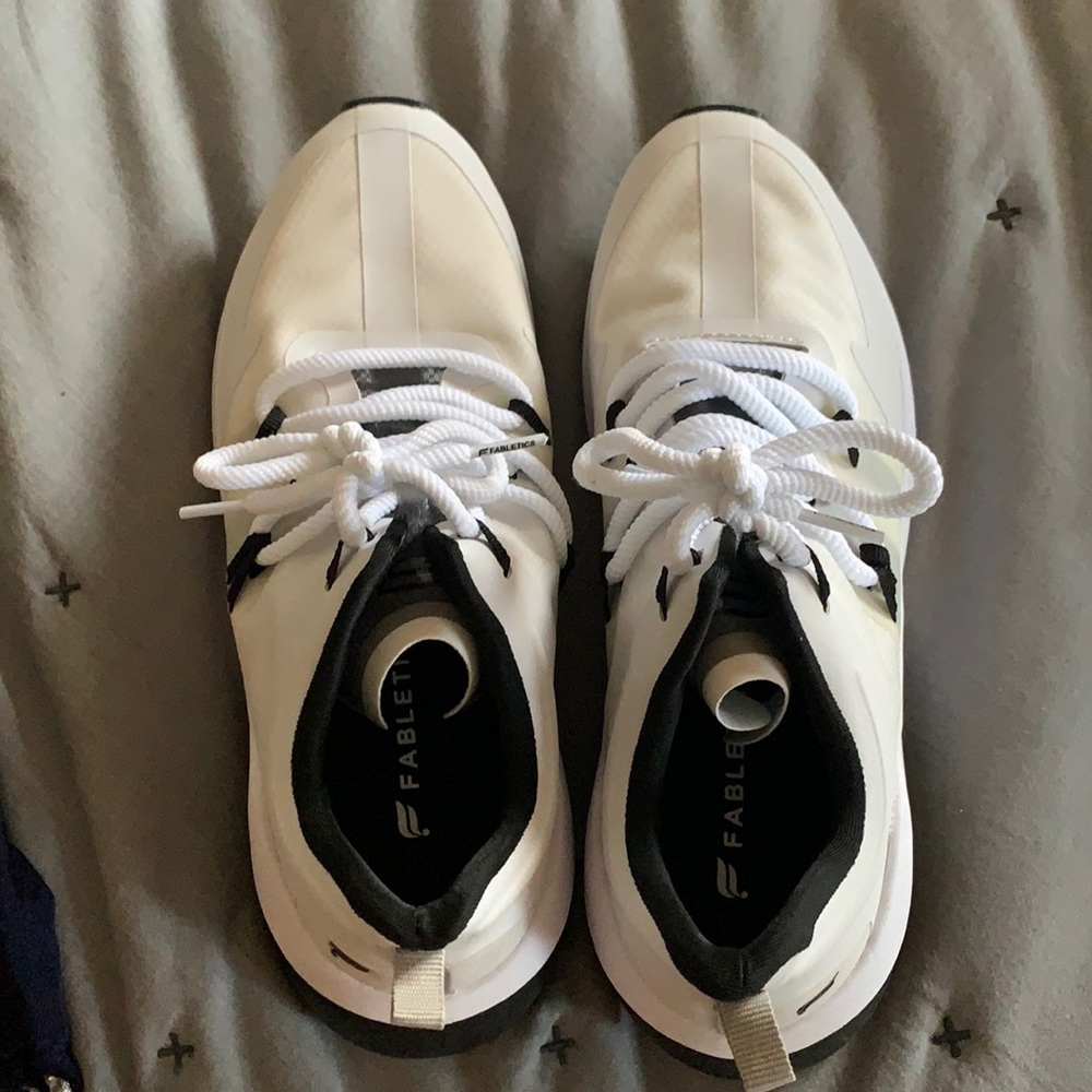 Fabletics sneakers size 7.5